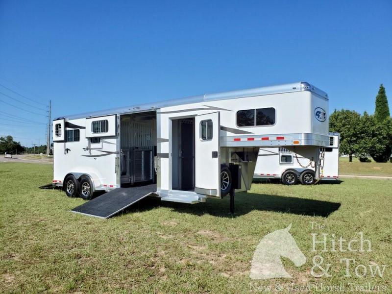 2021 4-Star Trailers Runabout Horse Trailer 2021 4-Star Trailers Runabout Horse Trailer
