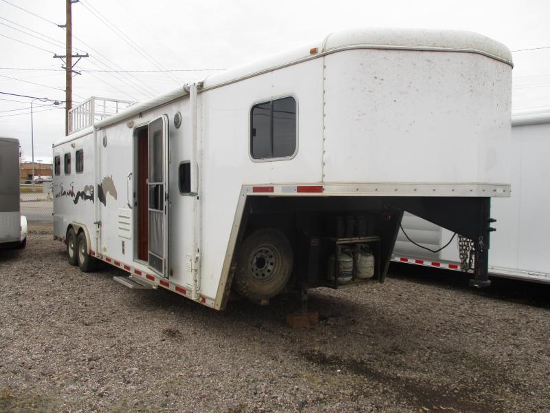 2011 Hoosier Horse Trailers 3 Horse Horse Trailer 2011 Hoosier Horse Trailers 3 Horse Horse Trailer