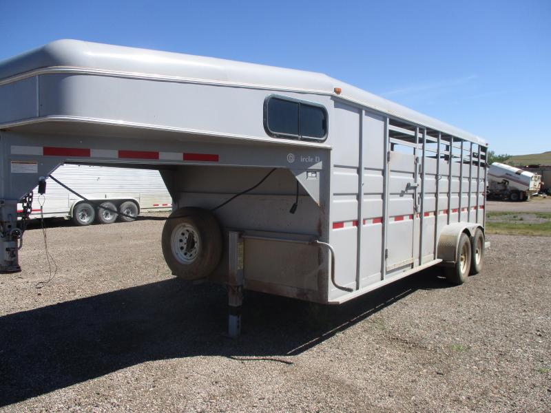 2015 Circle D Stock Combo Livestock Trailer 2015 Circle D Stock Combo Livestock Trailer