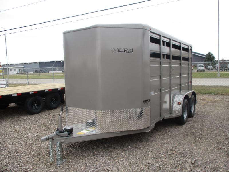 2022 Titan Trailers Primo Livestock Trailer 2022 Titan Trailers Primo Livestock Trailer