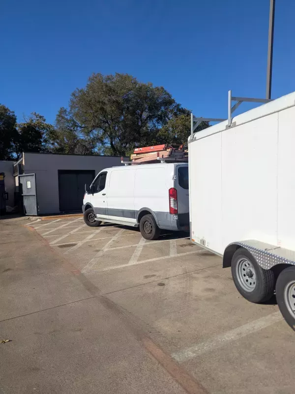 used Cargo (Enclosed) Trailers Cargo Mate  for sale, in Hurst, TX Thumbnail 6