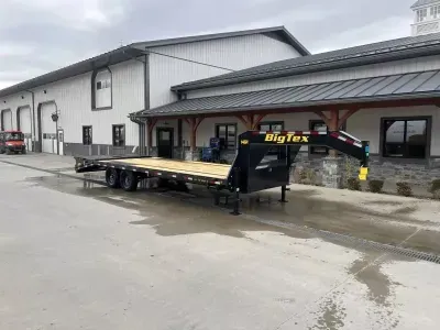 2027 Big Tex Trailers 102x25' HD Gooseneck Beavertail Deckover Trailer 15900# GVW 14GN-25D5A-MRBK