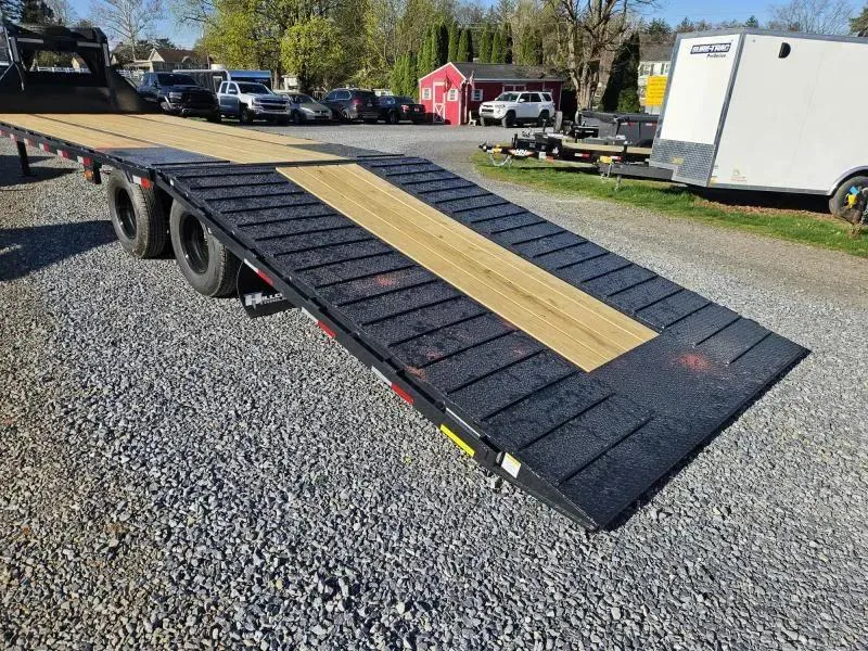 2026 Hillcrest Trailers 102x36' 25990# Gooseneck Deckover Hydro Dove Trailer 2592412SGHY