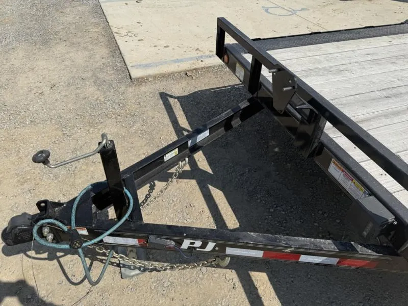 used Equipment / Flatbed Trailers PJ Trailers  for sale, in Carlisle, PA Thumbnail 5