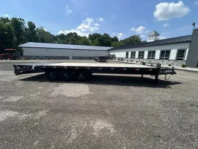 2027 Lamar Trailers 102x30' Beavertail Deckover Trailer 21000# GVW FS023037-FWR