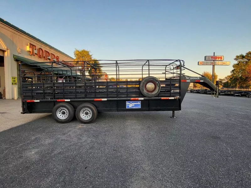 1990 Gooseneck 6X20 GN BAR TOP Stock / Stock Combo Trailer