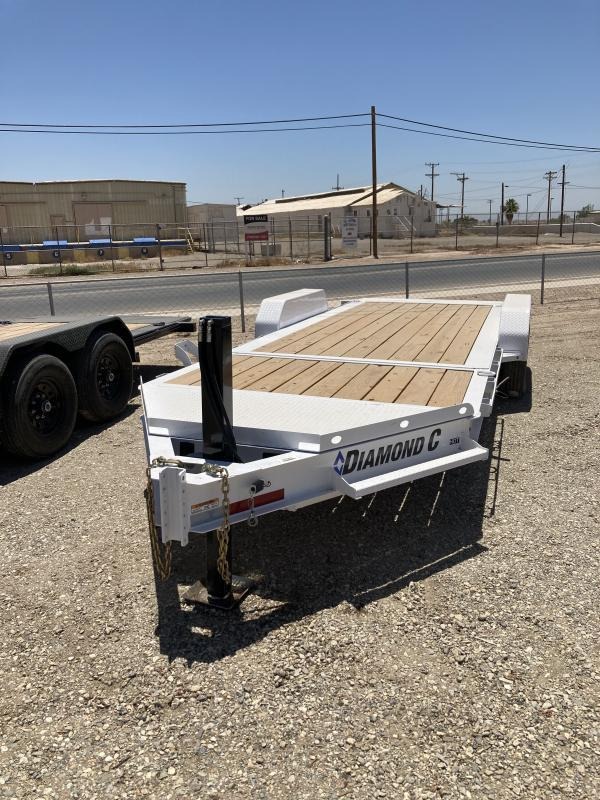 2022 Diamond C HDT 207 22X82 2022 Diamond C HDT 207 22X82