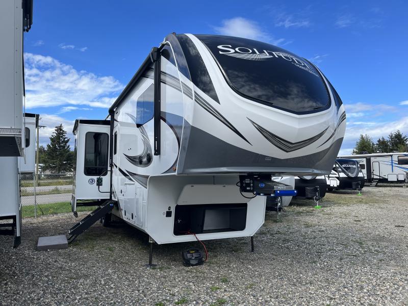 2023 Grand Design RV Solitude 375RES Fifth Wheel 2023 Grand Design RV Solitude 375RES Fifth Wheel