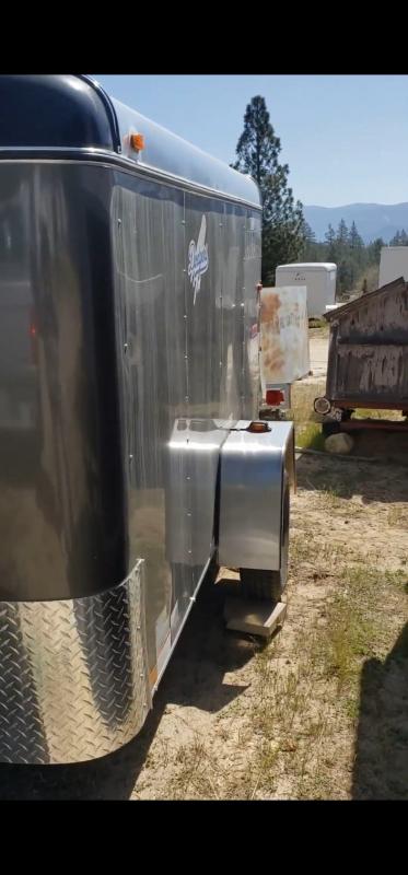 used Cargo (Enclosed) Trailers Interstate  for sale, in Carson, CA Thumbnail 4