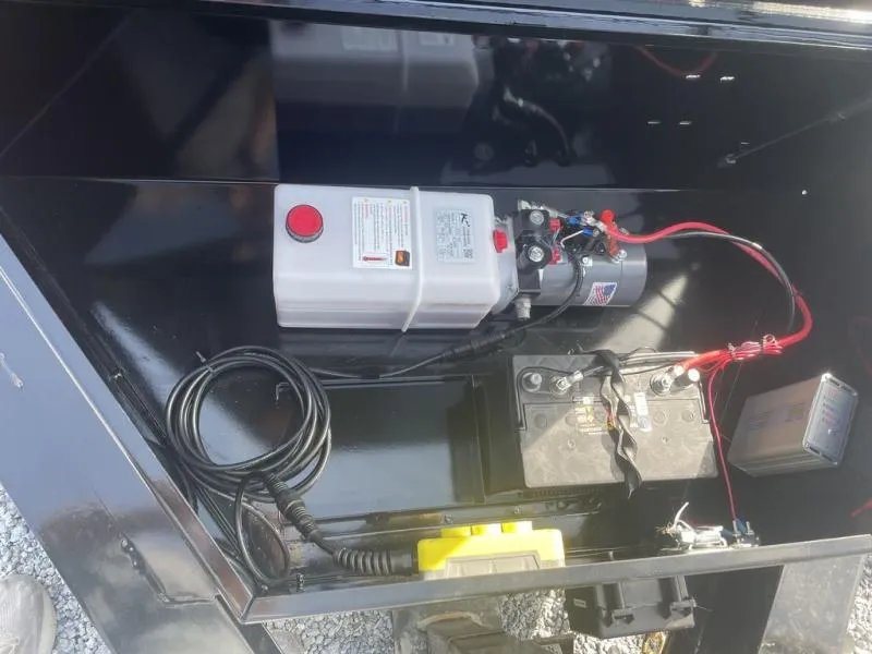 used Other Trailers Liberty Coach  for sale, in Strasburg, OH Thumbnail 4