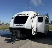 used Travel Trailers CrossRoads RV  for sale, in Steinbach, MB Thumbnail 2