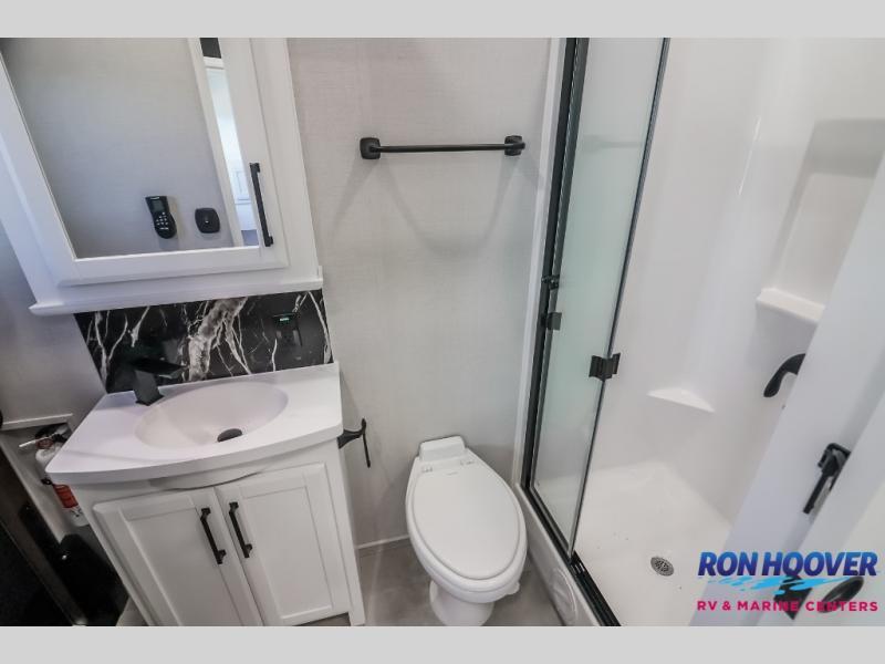 new Fifth Wheel Trailers Forest River RiverStone for sale, in Katy, TX Thumbnail 18