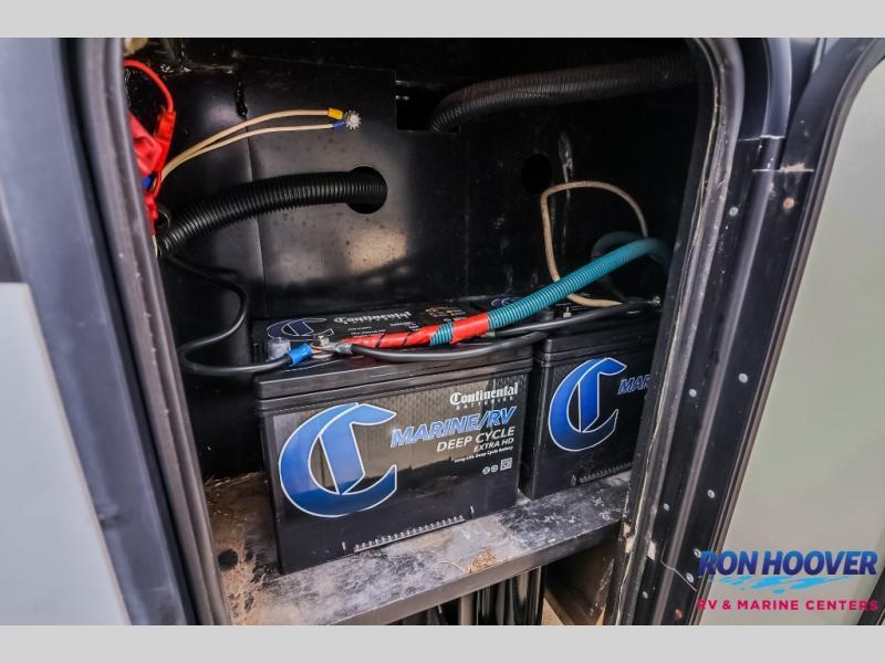used Toy Haulers Keystone RV Fuzion for sale, in Katy, TX Thumbnail 40