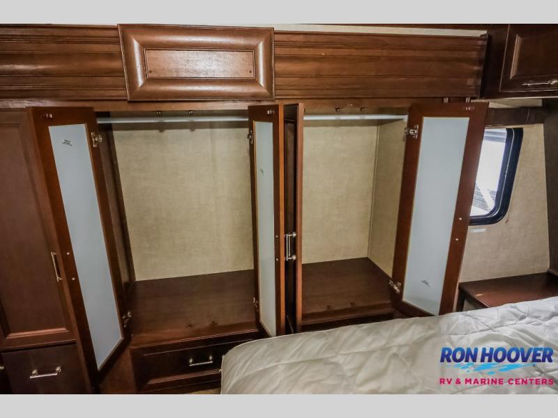 used Toy Haulers Keystone RV Fuzion for sale, in Katy, TX Thumbnail 32