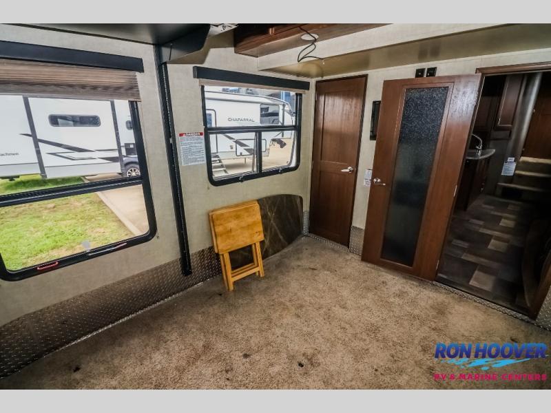 used Toy Haulers Keystone RV Fuzion for sale, in Katy, TX Thumbnail 22