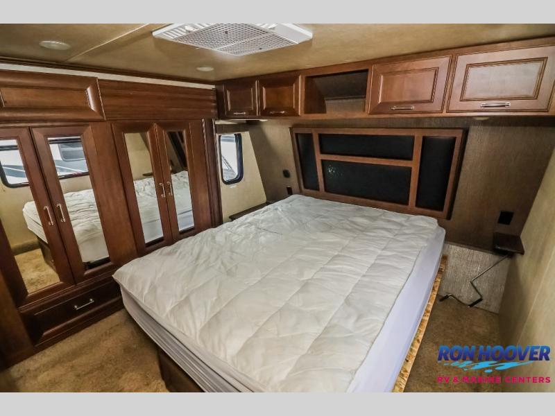 used Toy Haulers Keystone RV Fuzion for sale, in Katy, TX Thumbnail 13