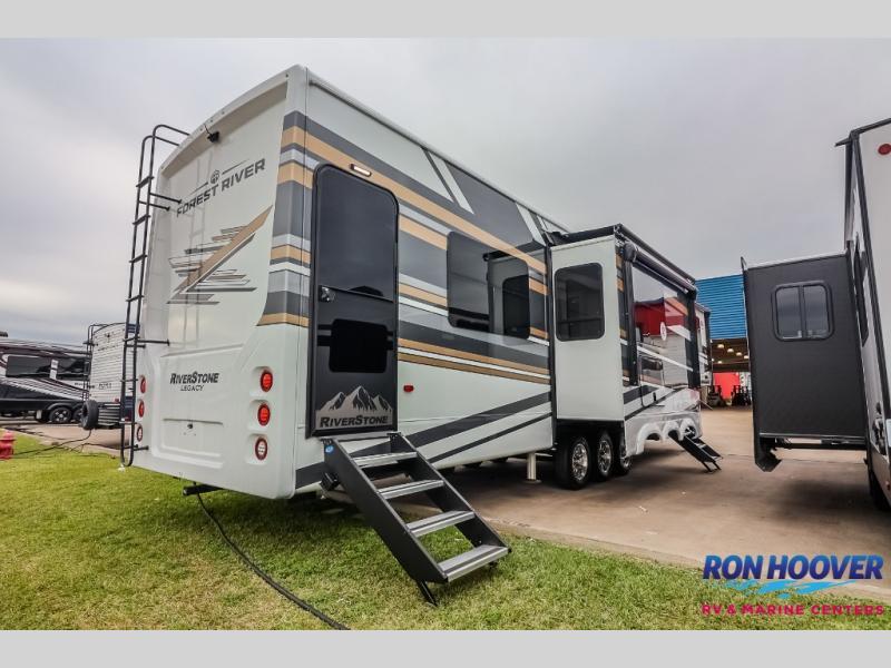 new Fifth Wheel Trailers Forest River RiverStone for sale, in Katy, TX Thumbnail 7