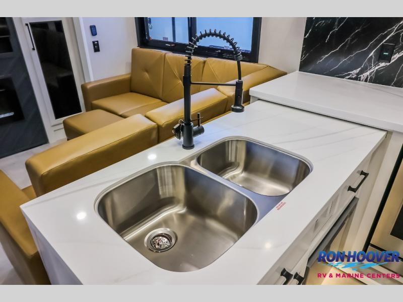 new Fifth Wheel Trailers Forest River RiverStone for sale, in Katy, TX Thumbnail 27