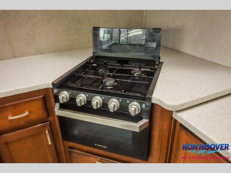 used Fifth Wheel Trailers Heartland RV ElkRidge for sale, in Katy, TX Thumbnail 20