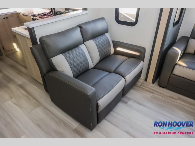 new Fifth Wheel Trailers Forest River Wildcat for sale, in Katy, TX Thumbnail 28