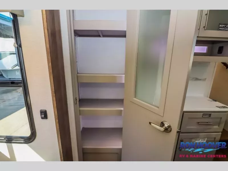 new Fifth Wheel Trailers Alliance RV Avenue All-Access for sale, in Katy, TX Thumbnail 25