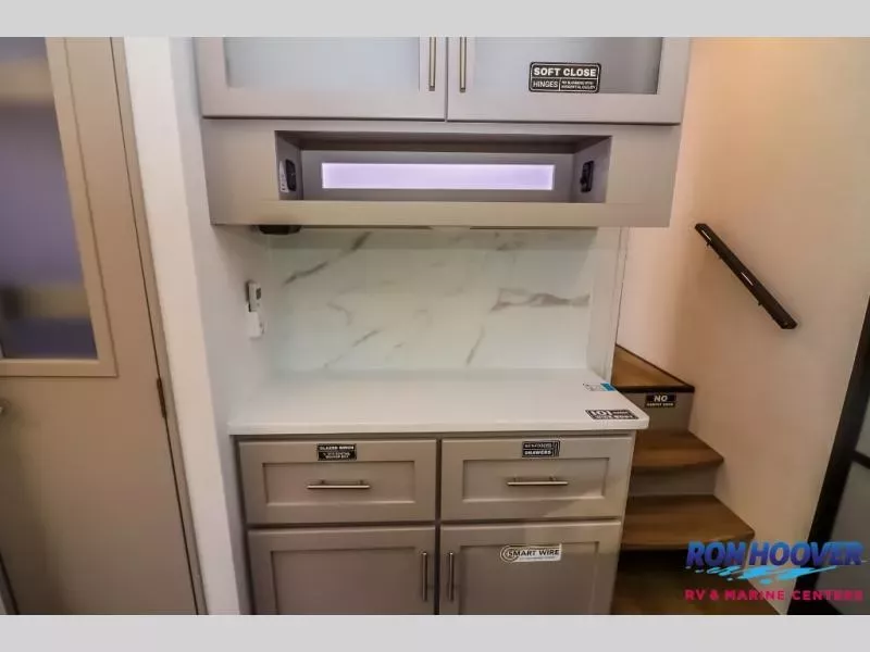 new Fifth Wheel Trailers Alliance RV Avenue All-Access for sale, in Katy, TX Thumbnail 26