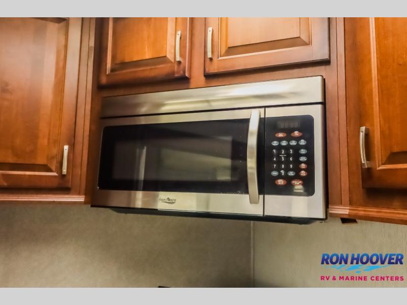used Fifth Wheel Trailers Heartland RV ElkRidge for sale, in Katy, TX Thumbnail 19