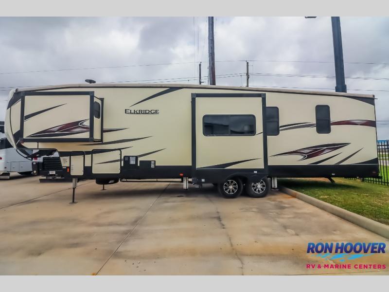 used Fifth Wheel Trailers Heartland RV ElkRidge for sale, in Katy, TX Thumbnail 5