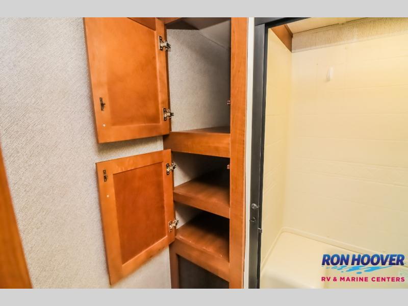 used Fifth Wheel Trailers Heartland RV ElkRidge for sale, in Katy, TX Thumbnail 31
