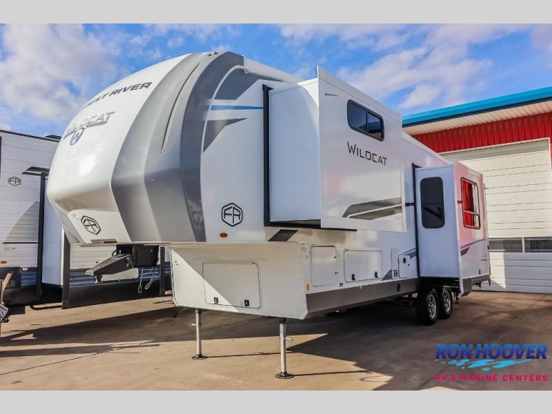 new Fifth Wheel Trailers Forest River Wildcat for sale, in Katy, TX Thumbnail 3