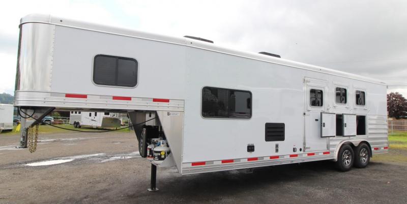 2022 Exiss Endeavor 8310 - 10ft SW 8ft wide Living Quarters 3 Horse Aluminum Trailer 2022 Exiss Endeavor 8310 - 10ft SW 8ft wide Living Quarters 3 Horse Aluminum Trailer