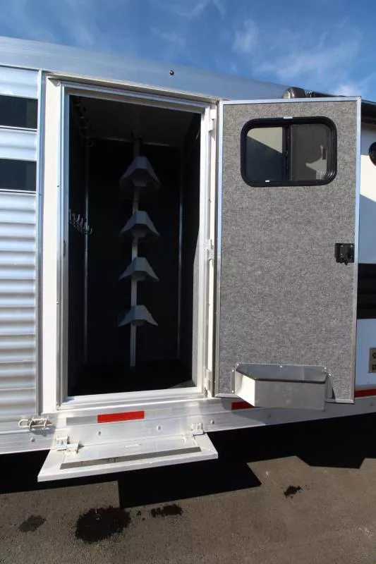 new Stock / Stock Combo Trailers SMC Horse Trailers  for sale, in Woodland, WA Thumbnail 20