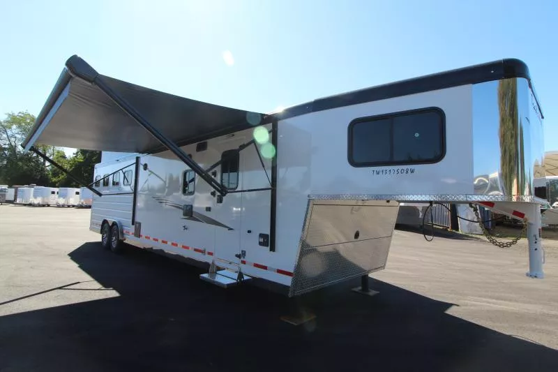 new Horse Trailers Trails West Manufacturing  for sale, in Woodland, WA Thumbnail 2