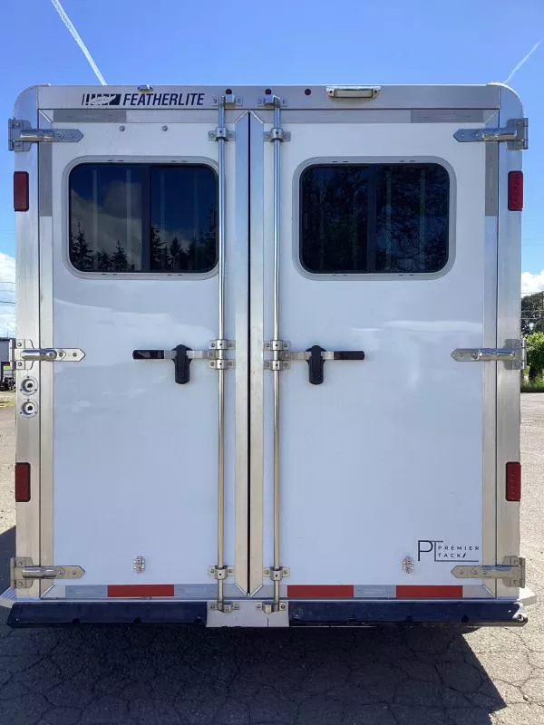 new Horse Trailers Featherlite  for sale, in Albany, OR Thumbnail 3
