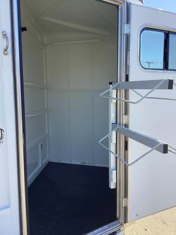 used Horse Trailers Thuro-Bilt  for sale, in Albany, OR Thumbnail 7