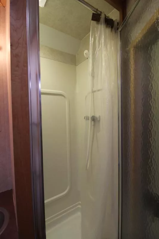 used Horse Trailers Classic Manufacturing  for sale, in Woodland, WA Thumbnail 16