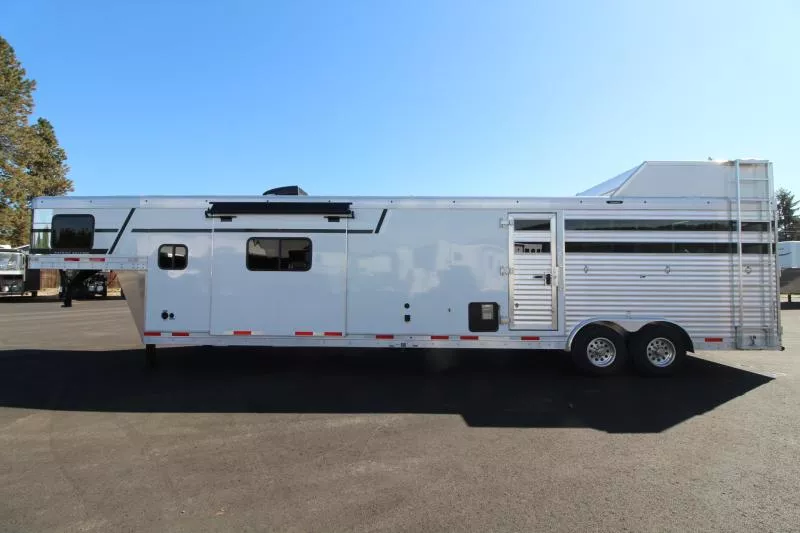 new Stock / Stock Combo Trailers SMC Horse Trailers  for sale, in Woodland, WA Thumbnail 28
