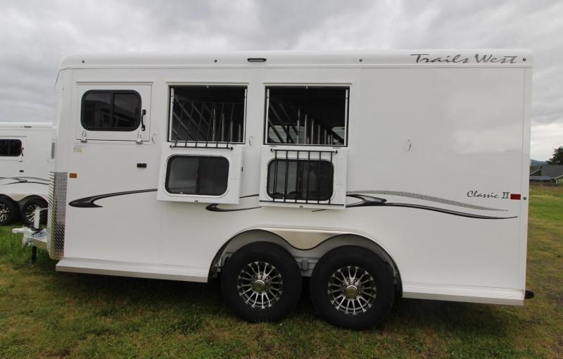2023 Trails West Manufacturing Classic II 3 Horse Trailer 2023 Trails West Manufacturing Classic II 3 Horse Trailer