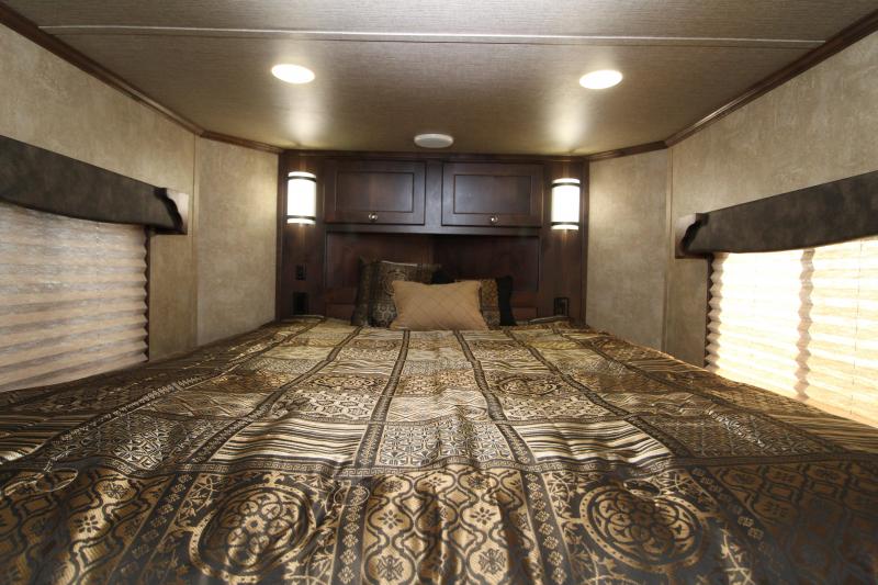 2021 Merhow Next Generation 7309 Horse Trailer 3 Horse TrailerJack