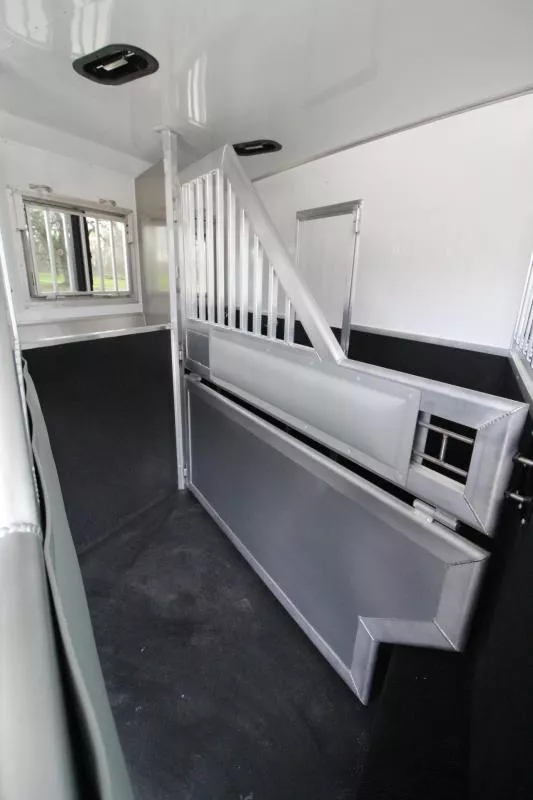 new Horse Trailers SMC Horse Trailers  for sale, in Woodland, WA Thumbnail 24
