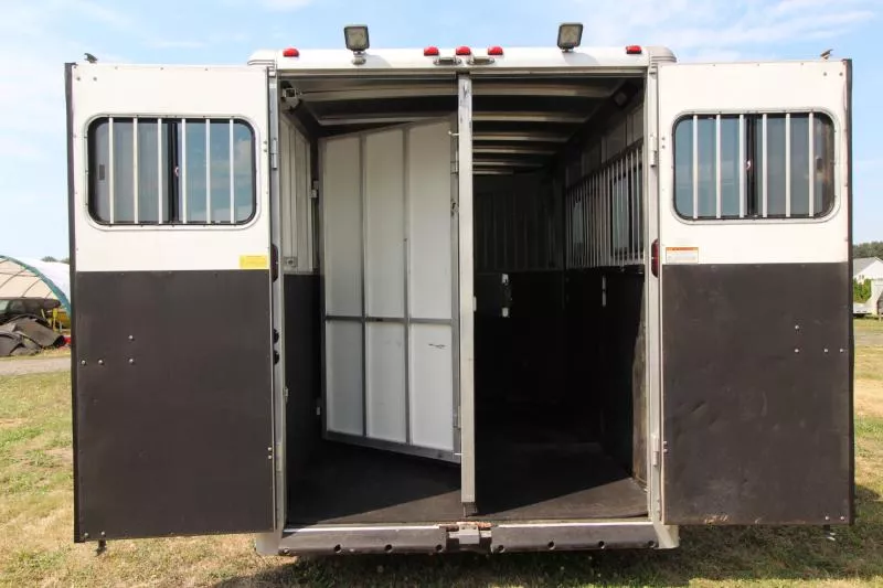 used Horse Trailers Sundowner Trailers  for sale, in Woodland, WA Thumbnail 11