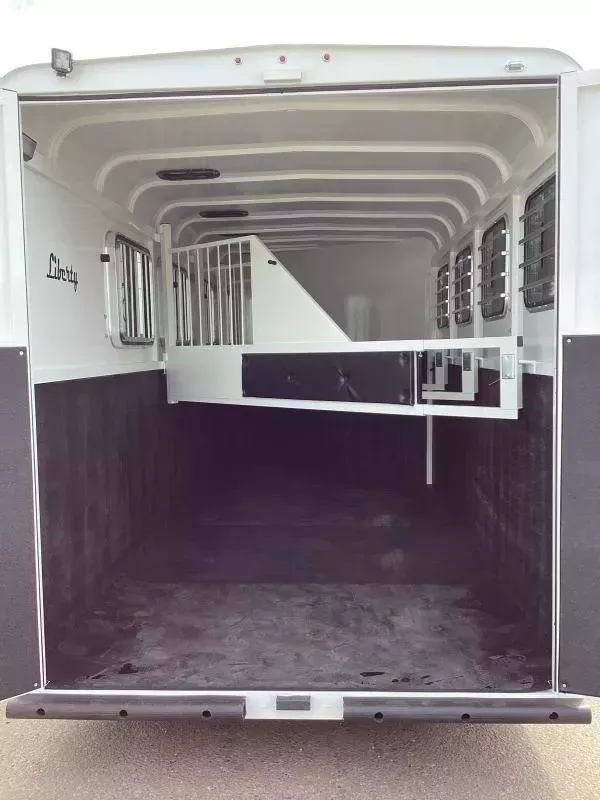 new Horse Trailers Thuro-Bilt  for sale, in Woodland, WA Thumbnail 7