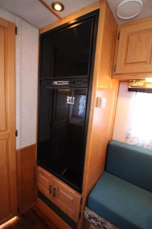 used Horse Trailers SilverLite Trailers  for sale, in Woodland, WA Thumbnail 9