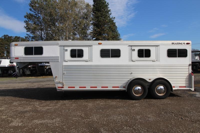 2005 Platinum Coach 18 foot Stock Trailer - Adjustable Sliding Gates & more Horse Trailer 2005 Platinum Coach 18 foot Stock Trailer - Adjustable Sliding Gates & more Horse Trailer