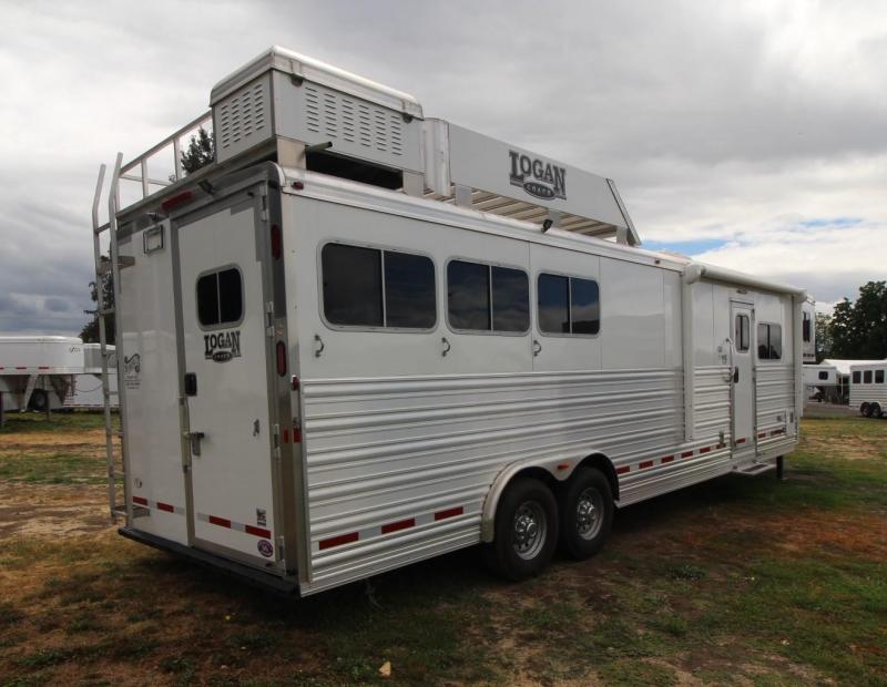 used Horse Trailers Logan Coach  for sale, in Woodland, WA Thumbnail 33