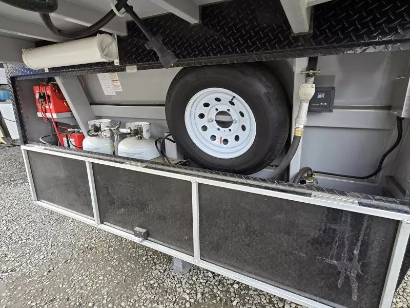 used Car Haulers / Racing Trailers Trails West Manufacturing  for sale, in Albany, OR Thumbnail 18