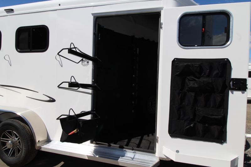 2023 Trails West Classic II 3 Horse BP Warmblood Height Swing Out