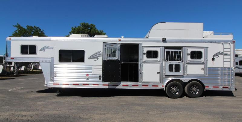 2020 PLATINUM COACH 10.5' OUTLAW INT. GEN. HAY POD. LOADED. 2020 PLATINUM COACH 10.5' OUTLAW INT. GEN. HAY POD. LOADED.