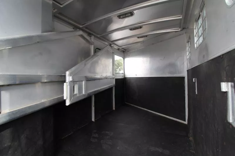 used Horse Trailers Exiss Trailers  for sale, in Woodland, WA Thumbnail 10