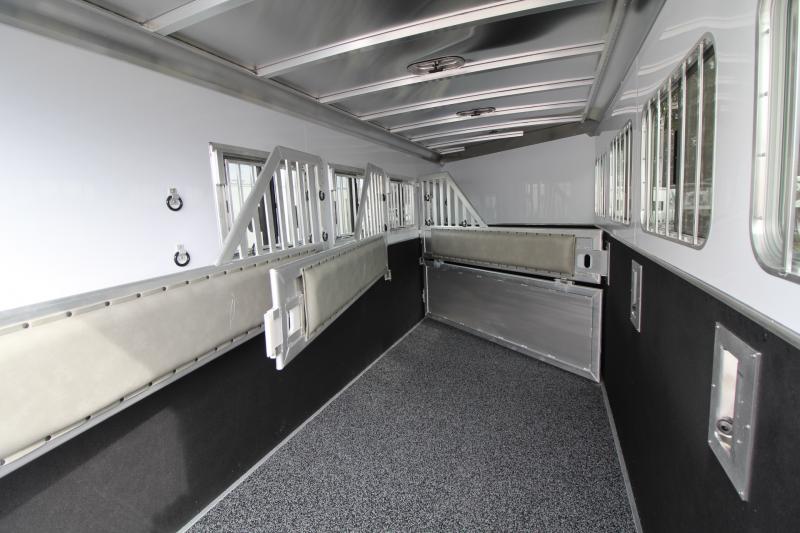 new Horse Trailers Featherlite  for sale, in Woodland, WA Thumbnail 11
